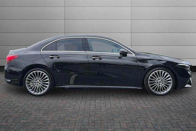 Mercedes-Benz A Class A180 Amg Line Premium KS25UPA Black #3