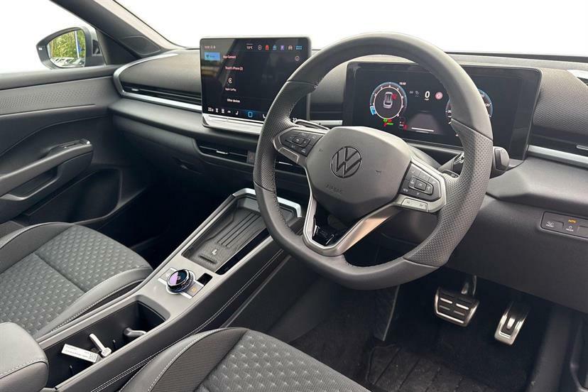 Volkswagen T-Roc 1.5 Etsi 150 R-line Dsg MT26VUH Grey #6