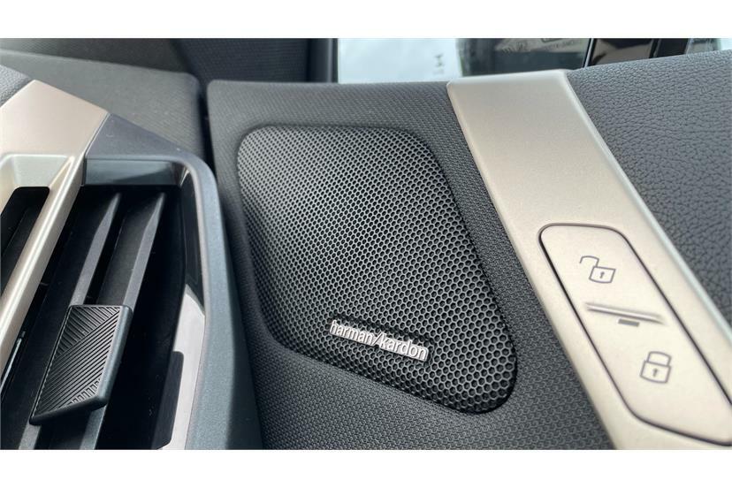 BMW iX 2022 72 40  #19