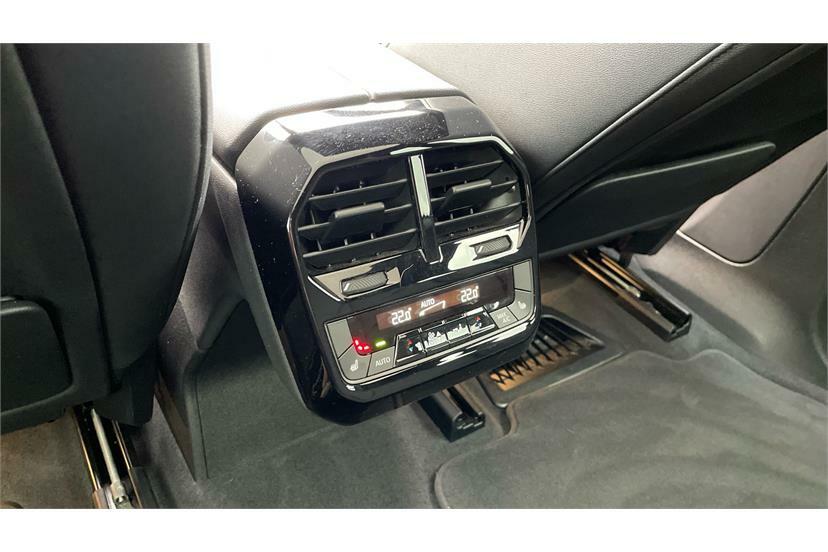 BMW iX 2022 72 40  #35
