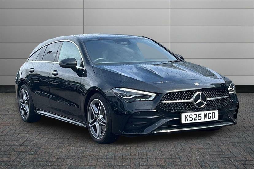 Mercedes-Benz CLA Class 220D Amg Line Executive Tip Black