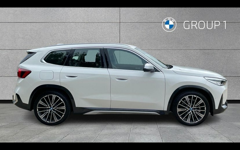 BMW iX1 Ix1 Xdrive30 Xline RO24AYL White #3