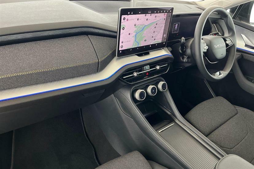 Skoda Kodiaq 1.5 Tsi Iv 204 Se Dsg Black #2