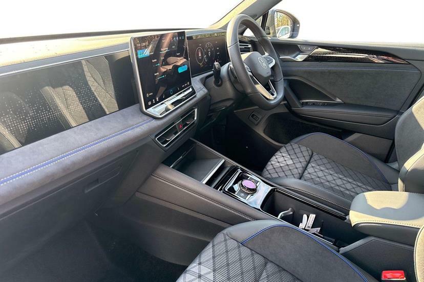 Volkswagen Tiguan 1.5 Etsi 150 R-line Dsg Green #2