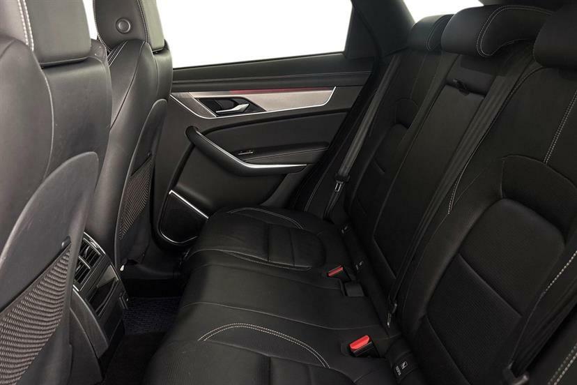 Jaguar F-Pace 3.0 D300 R-dynamic Se Awd Black #4