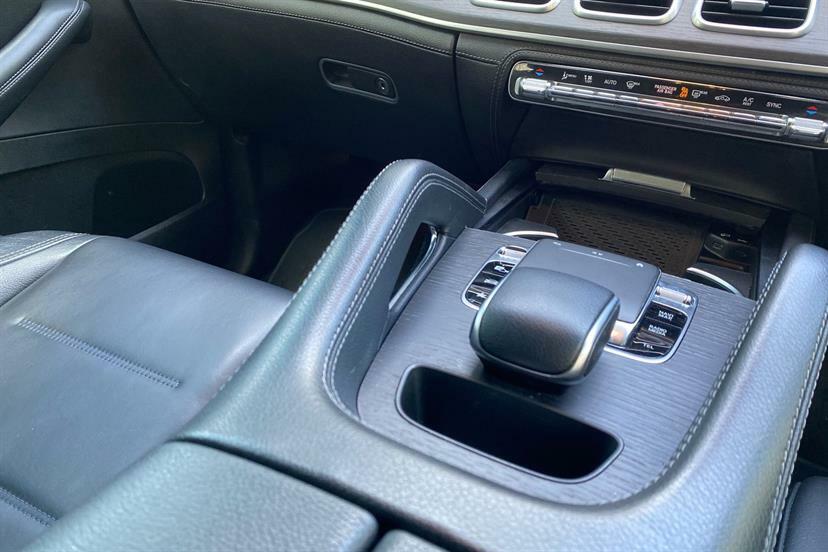 Mercedes-Benz GLE Class 300D 4Matic Amg Line Premium 9G-tronic Black #6