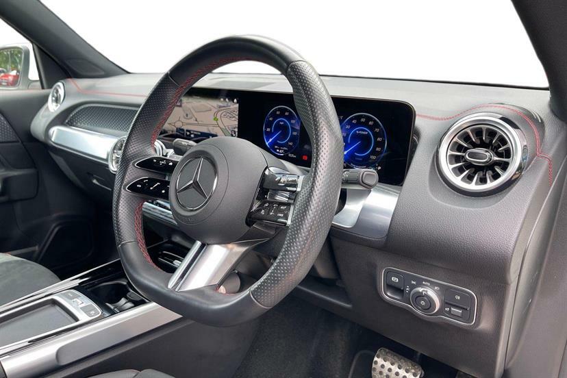 Mercedes-Benz EQB 250 140Kw Amg Line Executive 70.5Kwh White #5