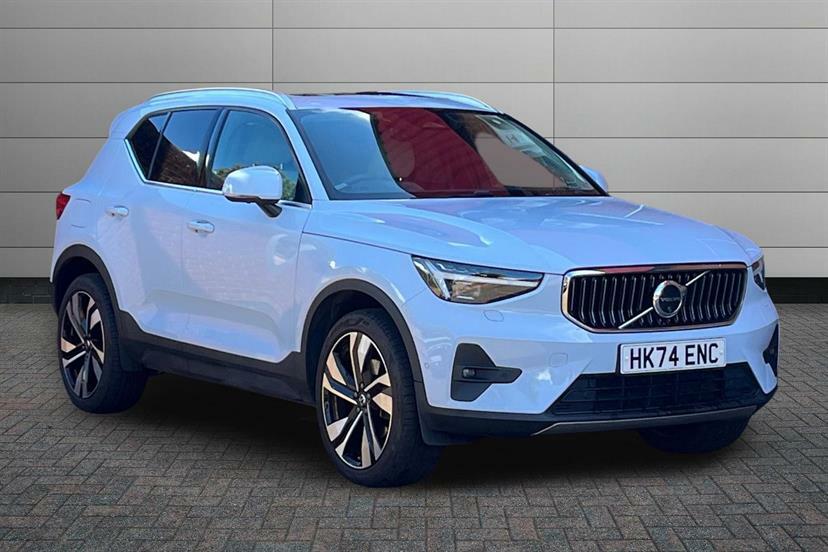 Volvo XC40 2.0 B4p Ultra Dark Blue