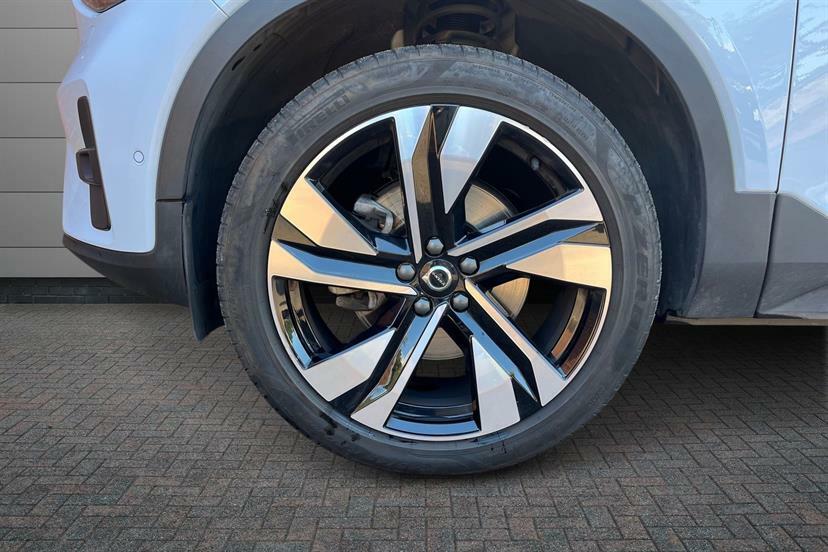 Volvo XC40 2.0 B4p Ultra Dark HK74ENC Blue #5