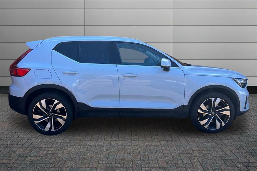 Volvo XC40 2.0 B4p Ultra Dark HK74ENC Blue #4