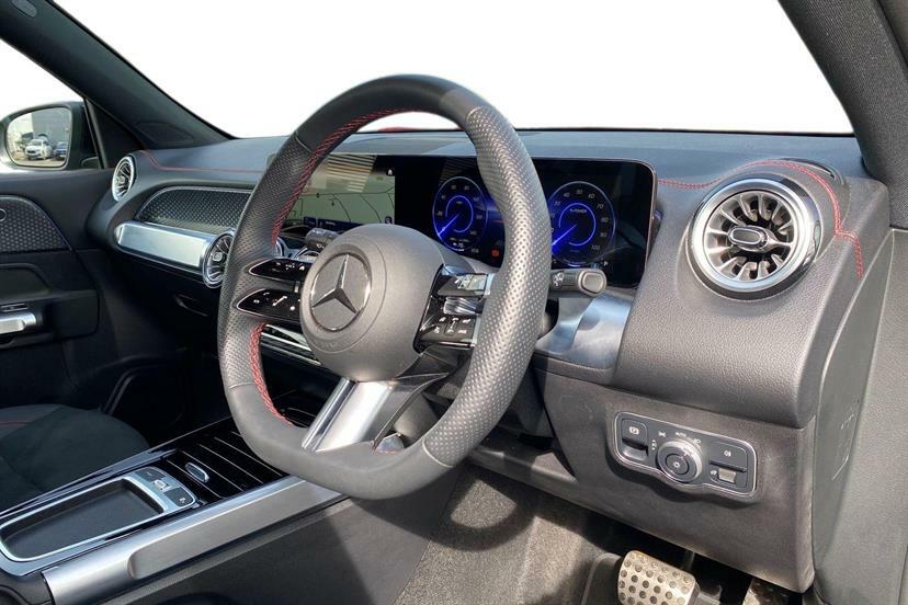 Mercedes-Benz EQB 250 140Kw Urban Edition 70.5Kwh Black #4