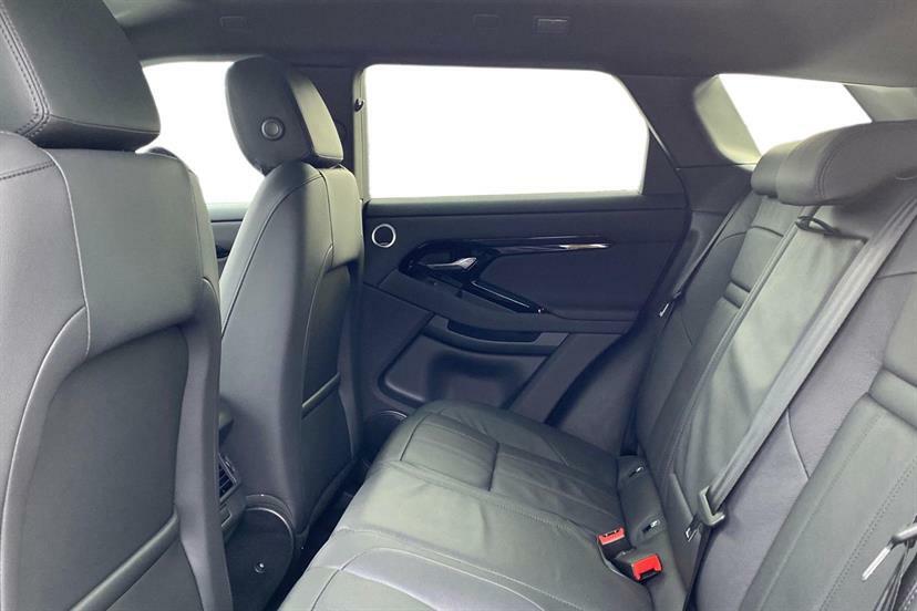 Land Rover Range Rover Evoque 2.0 D200 Edition Black #3
