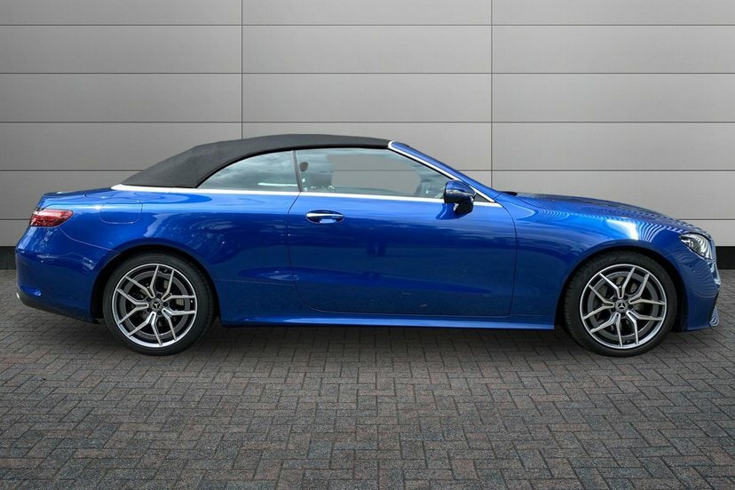 Mercedes-Benz E Class 2.0 E220d Amg Line Premium Cabriolet Blue #3