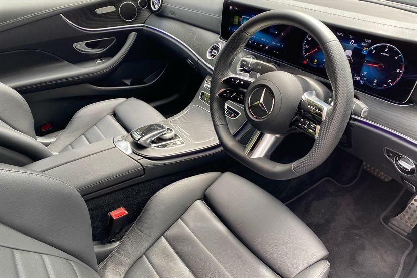 Mercedes-Benz E Class E220d Amg Line Premium 9G-tronic Blue #5