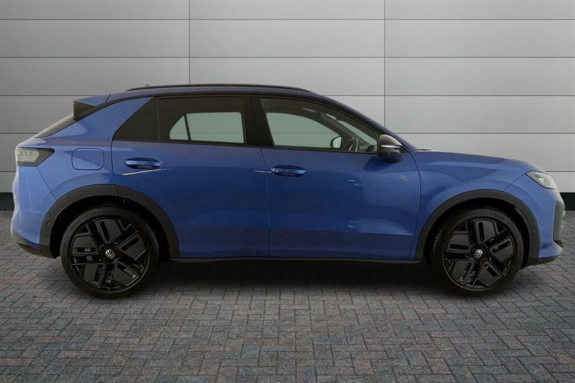Volkswagen T-Roc 1.5 Etsi 150 R-line Dsg Blue #4