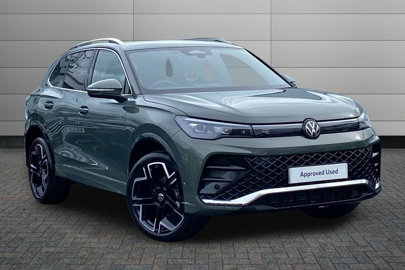 Volkswagen Tiguan 1.5 Etsi Mhev R-line Suv Hybrid Dsg 15 WN26VWX Green