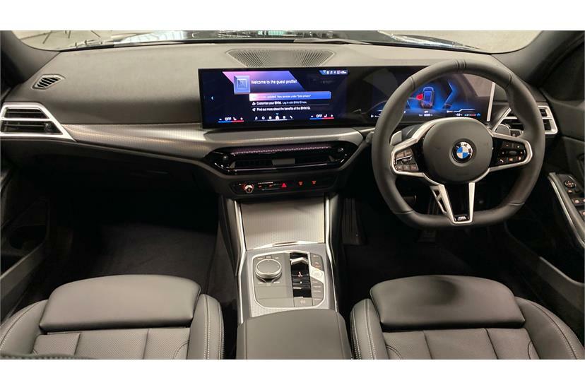 BMW 3 Series 320I M Sport Step Black #3