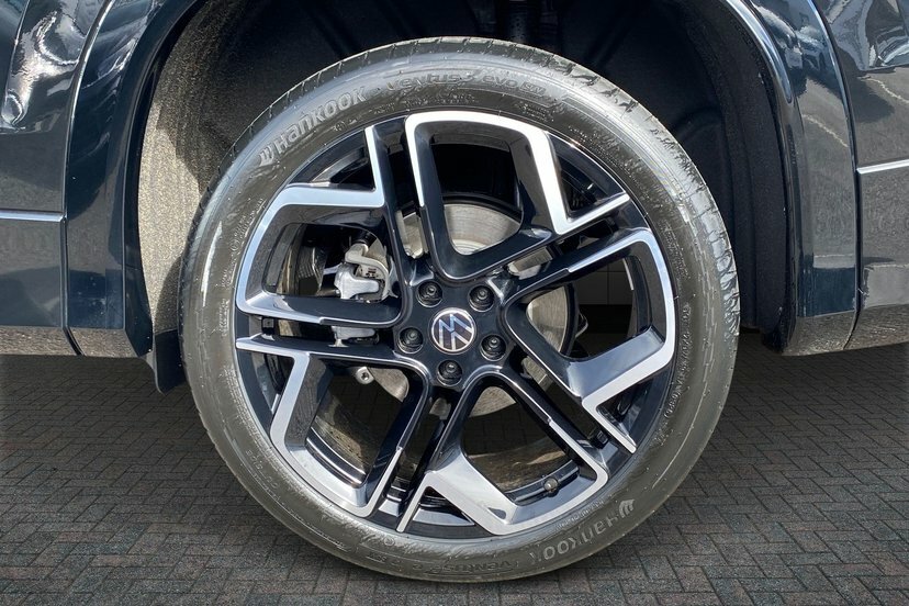 Volkswagen Tayron 1.5 Etsi Mhev R-line Suv Hybrid Dsg 15 WU26EDX Black #5