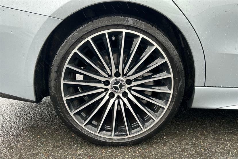 Mercedes-Benz C Class C300d Amg Line Premium Plus 9G-tronic Silver #4