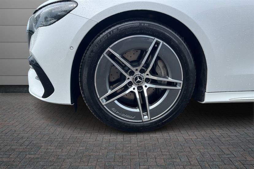 Mercedes-Benz E Class E220d Amg Line Advanced 9G-tronic White #4