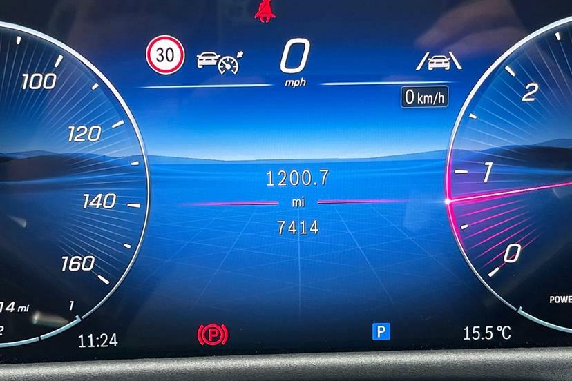 Mercedes-Benz E Class E220d Amg Line Advanced 9G-tronic White #6