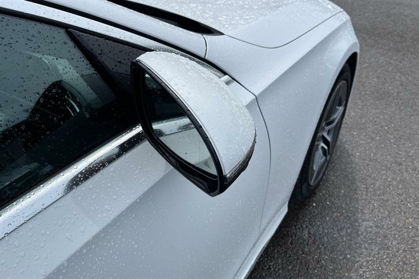 Mercedes-Benz E Class E Class E220d Amg Line Premium 9G-tronic Pan Grey #16