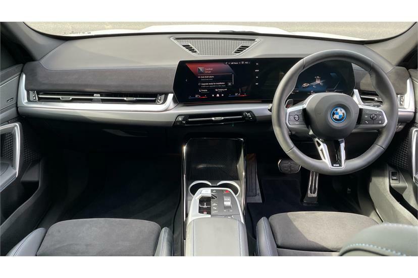 BMW iX1 230Kw Xdrive30 Shadow Edition 65Kwh White #4
