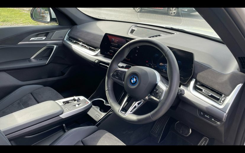 BMW iX1 Ix1 Xdrive30 Shadow Edition AX75FCP White #6