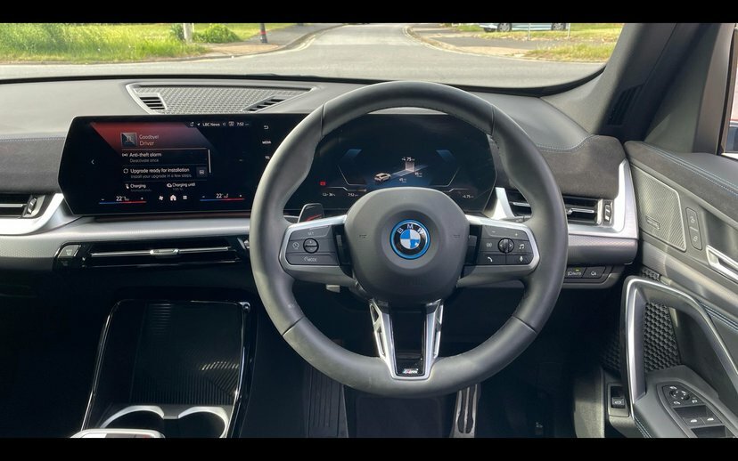 BMW iX1 Ix1 Xdrive30 Shadow Edition AX75FCP White #5