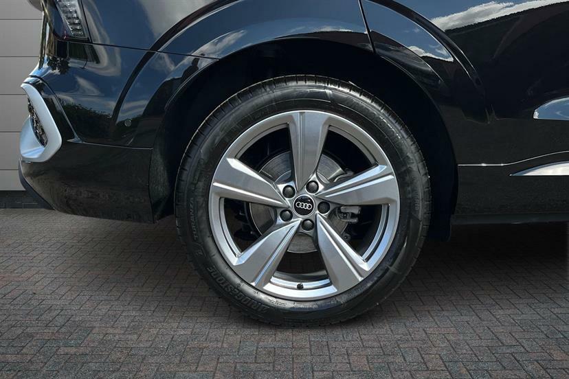 Audi Q3 1.5 Tfsi S Line S Tronic Soundvision Pack Black #5