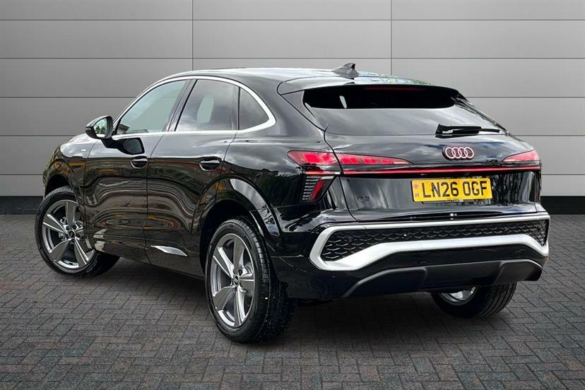 Audi Q3 1.5 Tfsi S Line S Tronic Soundvision Pack Black #3