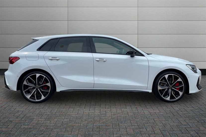 Audi A3 S3 Tfsi Quattro 333 Black Edition S Tronic White #3