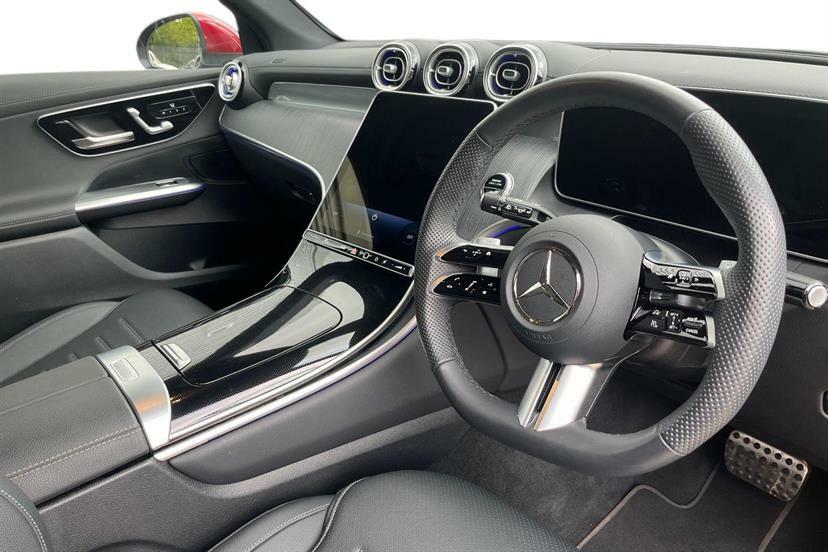 Mercedes-Benz GLC Class 300D 4Matic Amg Line Premium 9G-tronic KN75WLE Red #5