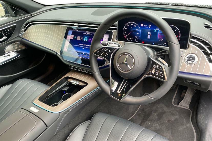 Mercedes-Benz E Class E220d Exclusive Premium 9G-tronic Grey #4