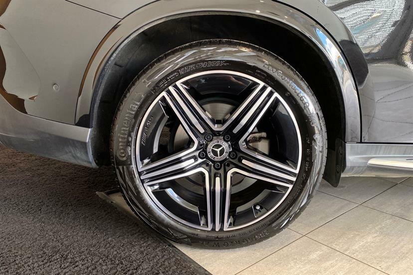 Mercedes-Benz GLC Class Glc 220D 4Matic Amg Line Premium 9G-tronic KP25MGO Black #4