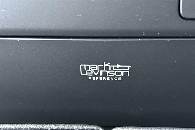 Lexus LS  Black #26