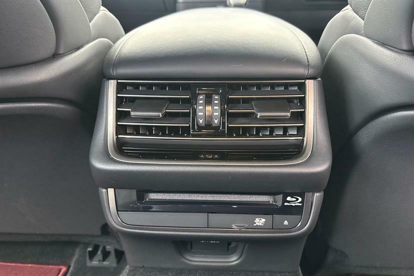 Lexus LS  Black #42