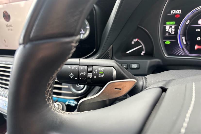 Lexus LS  Black #17