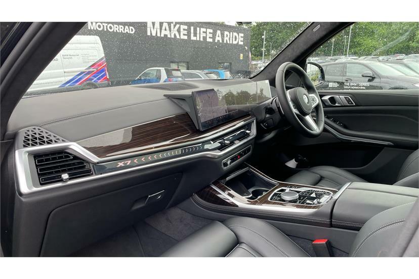 BMW X7 Xdrive40d Mht M Sport Step Black #6