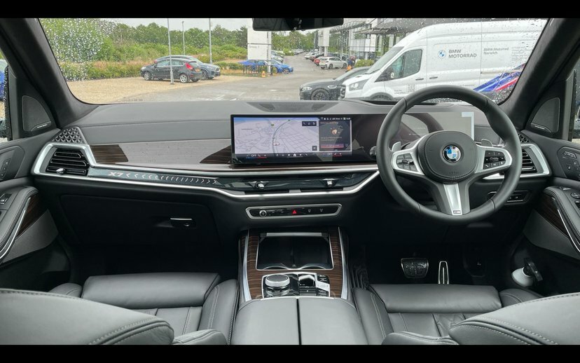 BMW X7 X7 Xdrive40d M Sport AO26KMM Black #4