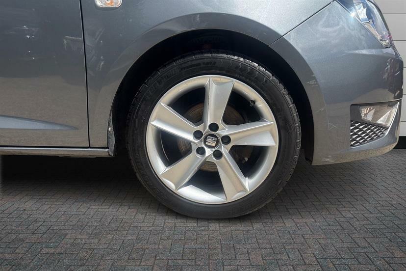 Seat Ibiza 1.2 Tsi 90 Fr Technology Grey #4