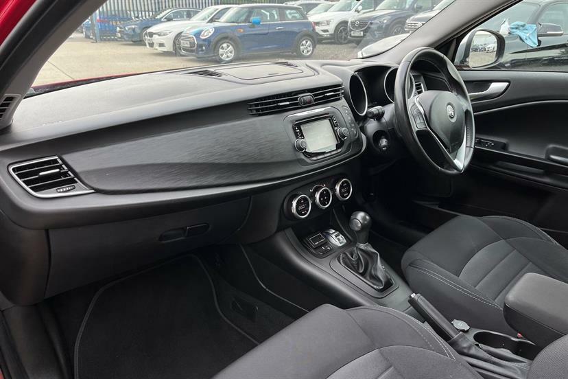 Alfa Romeo Giulietta 2.0 Jtdm-2 Speciale White #28