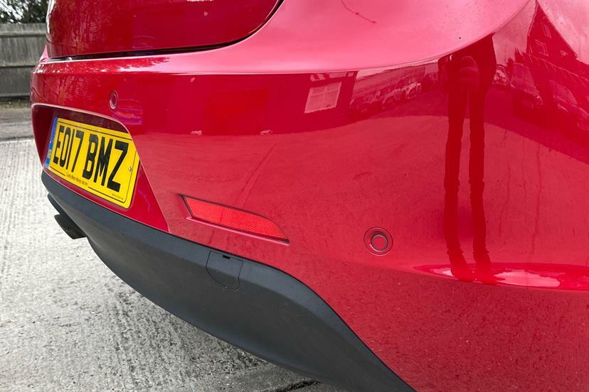 Alfa Romeo Giulietta 2.0 Jtdm-2 Speciale White #29