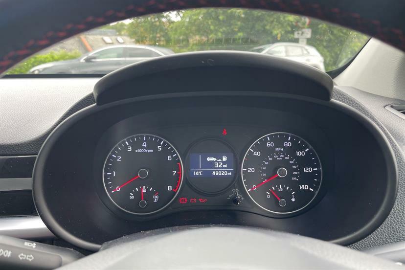 Kia Picanto 1.0 1 Red #21