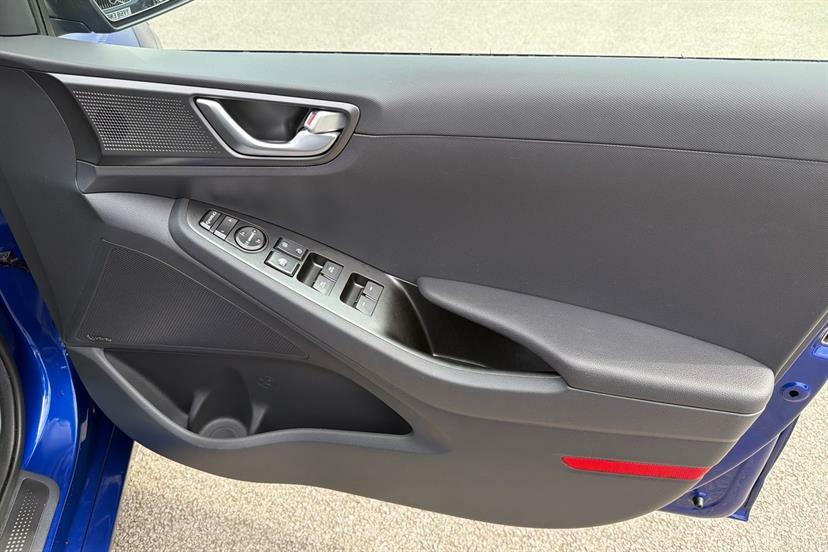 Hyundai Ioniq Hatchback Grey #11