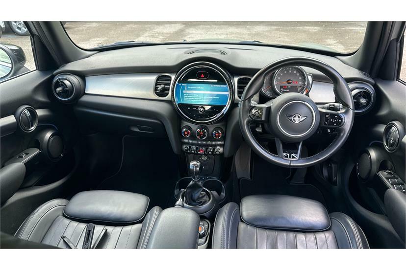 Mini Hatch 1.5 Cooper Exclusive Comfort Pack AO21RCU Grey #4