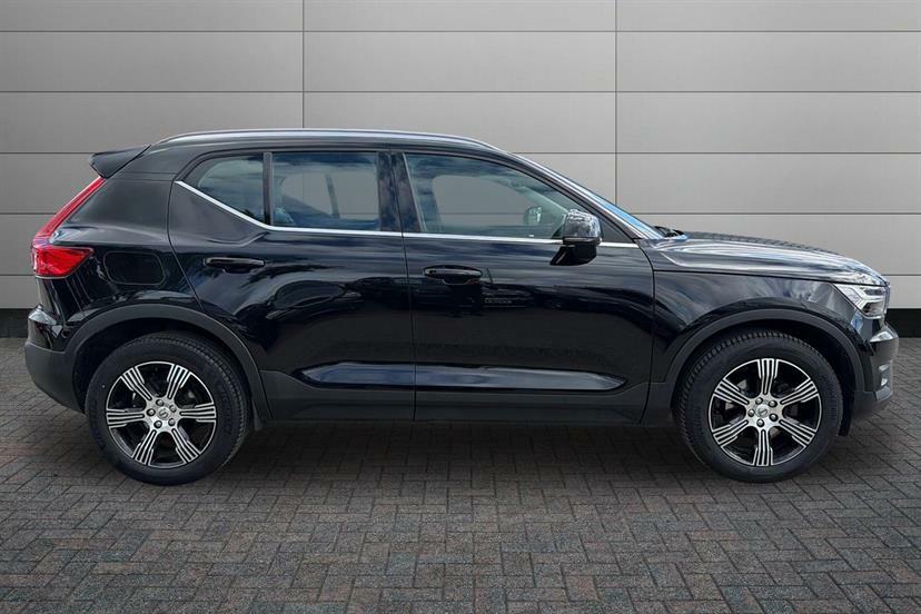 Volvo XC40 2.0 D3 Inscription Geartronic Black #4