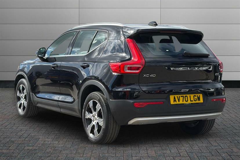 Volvo XC40 2.0 D3 Inscription Geartronic Black #3