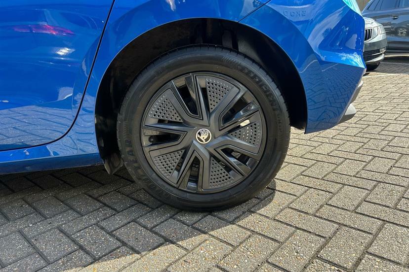 Skoda Fabia 1.0 Tsi Colour Edition Silver #8