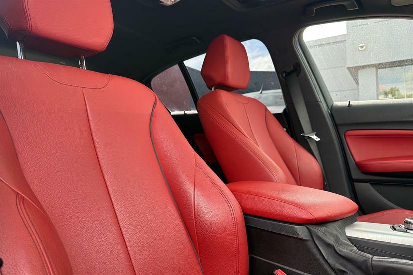 BMW 1 Series 2L M Sport Blue #15